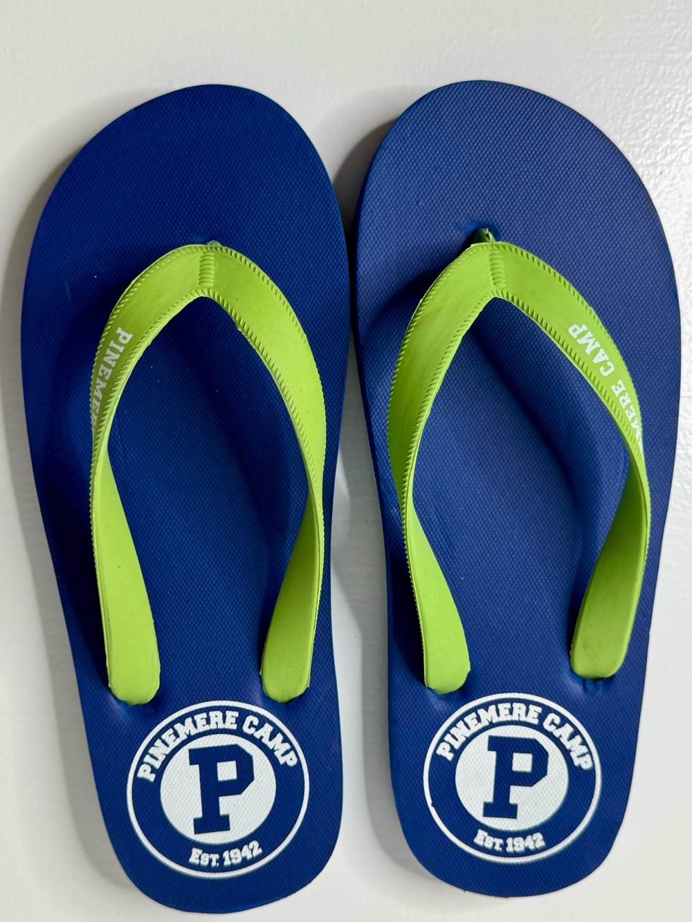Pinemere Camp Men's Blue Flip-Flop Sandal - Casual Beach Comfort
